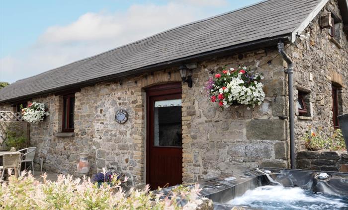 So named because before conversion it was a stable and home to families of swallows who returned year after year for the summer months.